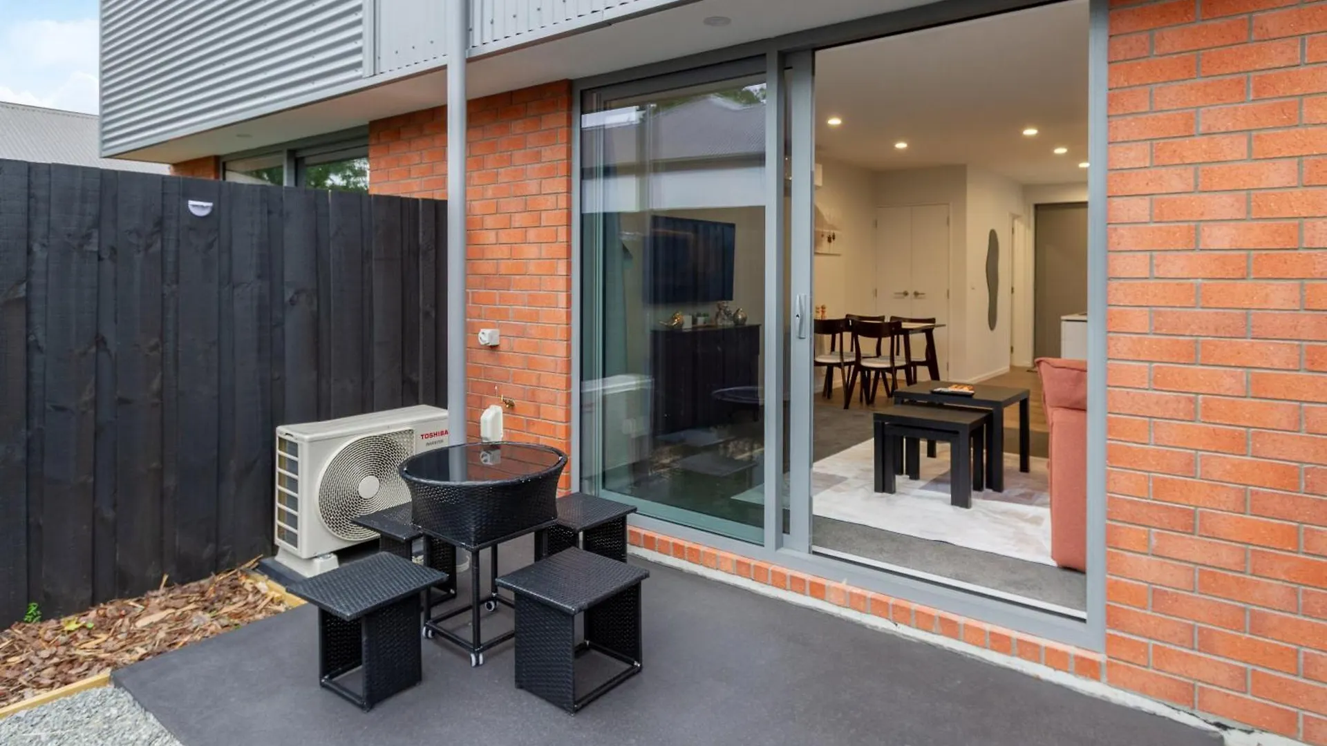 Bright & Spacious 2Br Near Ara Institute And Cbd Christchurch Apartment