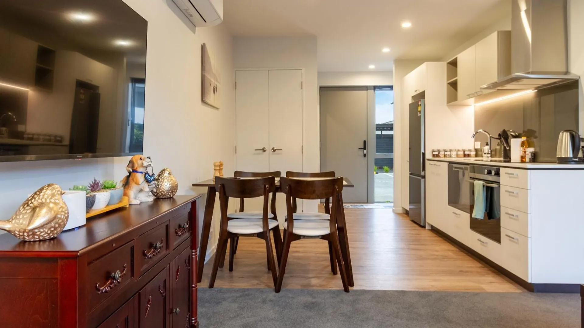 Bright & Spacious 2Br Near Ara Institute And Cbd Christchurch